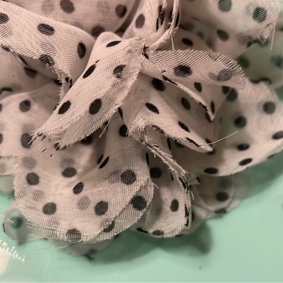 Small Polka Dot Fabric Hair Flower Clip/Pin - Picture 5 of 5